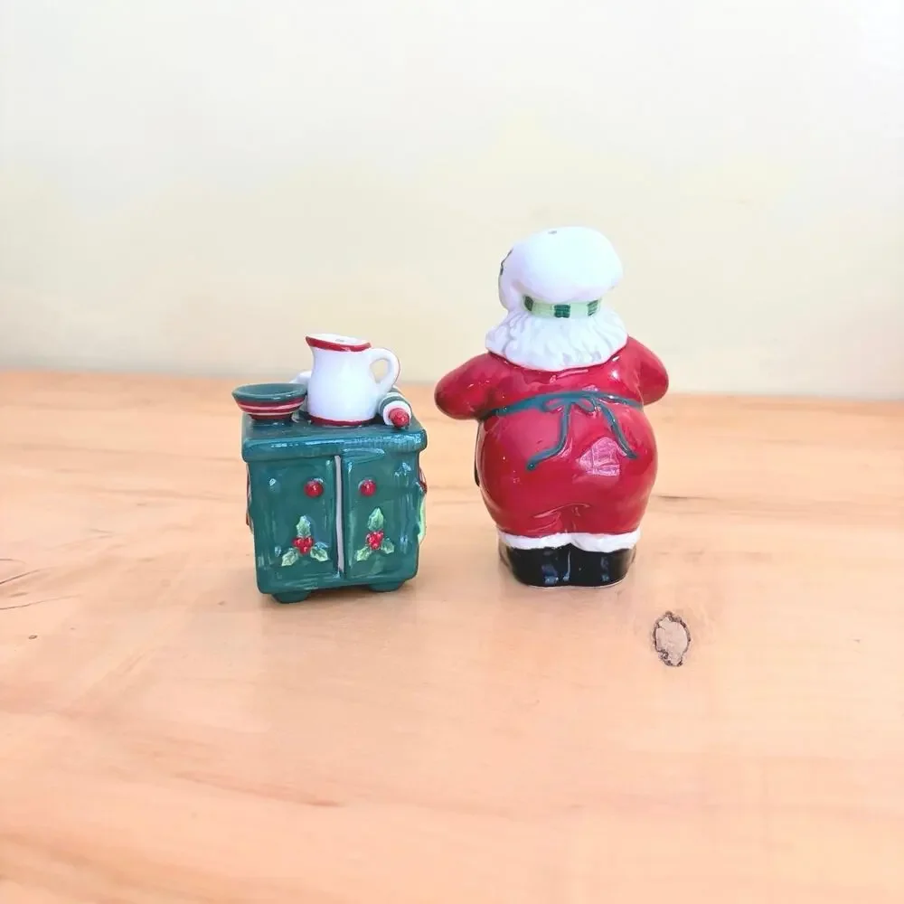 Vtg Fitz and Floyd SANTA's KITCHEN Salt & Pepper Shakers Hand-Painted Figurine